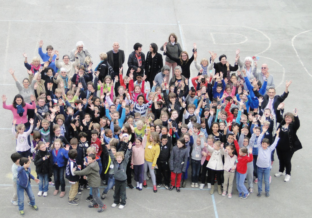 Les 8-9 ans des quatre écoles du réseau salésien Nord à Guînes