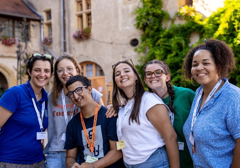 CAFÉlicidad : du café pour aider les jeunes de France, de Belgique et de Tunisie à participer aux Journées mondiales de la jeunesse (JMJ)