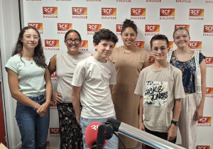 Clap de fin pour l’atelier Radio Marie-Do de Sévigné Marseille : une année de découvertes et un podcast en studio !