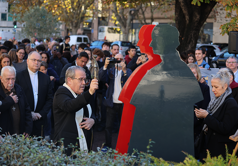 Nice : une statue de Don Bosco pour fêter les 150 ans de l’arrivée des salésiens… et veiller sur l’établissement