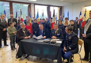 A Giel Don Bosco, la « classe de défense » officialisée et un nouveau drapeau présenté