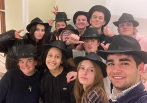 Pouillé, Giel, Caen, Lille, Saint-Dizier, Saumur : des jeunes de six maisons salésiennes réunis à Paris