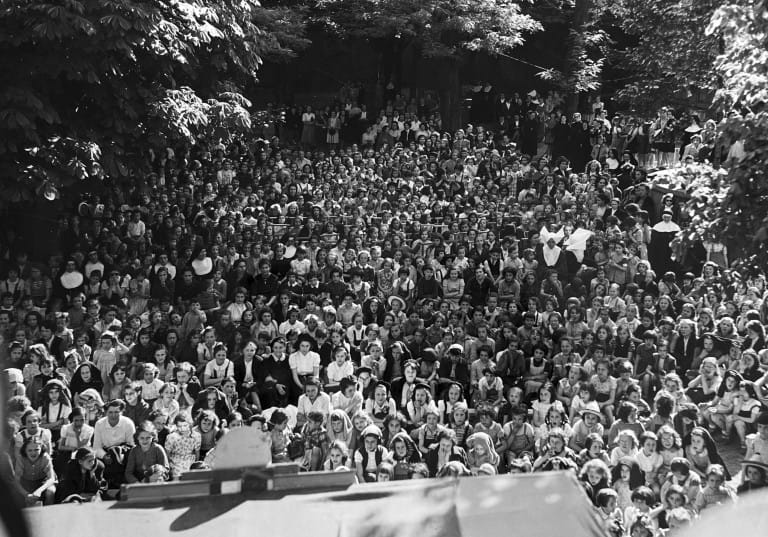 Deux cents ans de l&rsquo;institution Notre-Dame des Minimes et centenaire de l’arrivée des sœurs salésiennes à Lyon : un peu d’histoire avant la messe télévisée