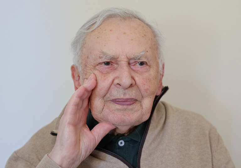 Fr. Georges Hopital, salésien : « Don Bosco a eu une vie extraordinaire »
