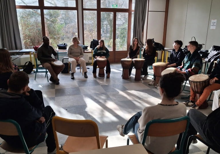Entre les « Enfants de Bobo » et le lycée Costa de Beauregard, à Chambéry, 20 ans de solidarité