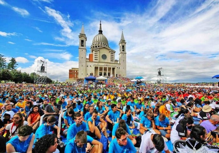 « Une année avec Don Bosco » : une communauté internationale de jeunes se crée sur la colline de Don Bosco, en Italie