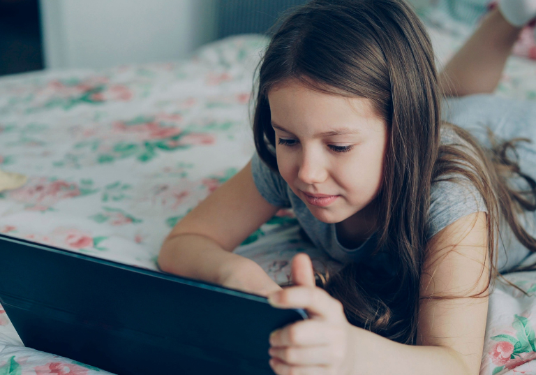 Sécurité des enfants sur internet : 140 organisations, dont Don Bosco International (DBI), interpellent l&rsquo;Union européenne